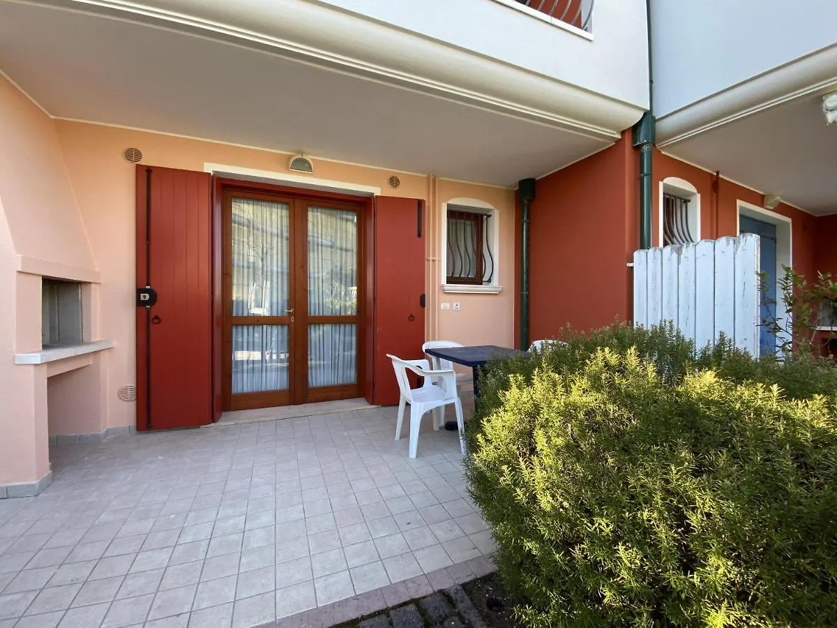Ferienwohnung Immobiliare Jvl - Le Ginestre Cavallino-Treporti 0*,  Italien